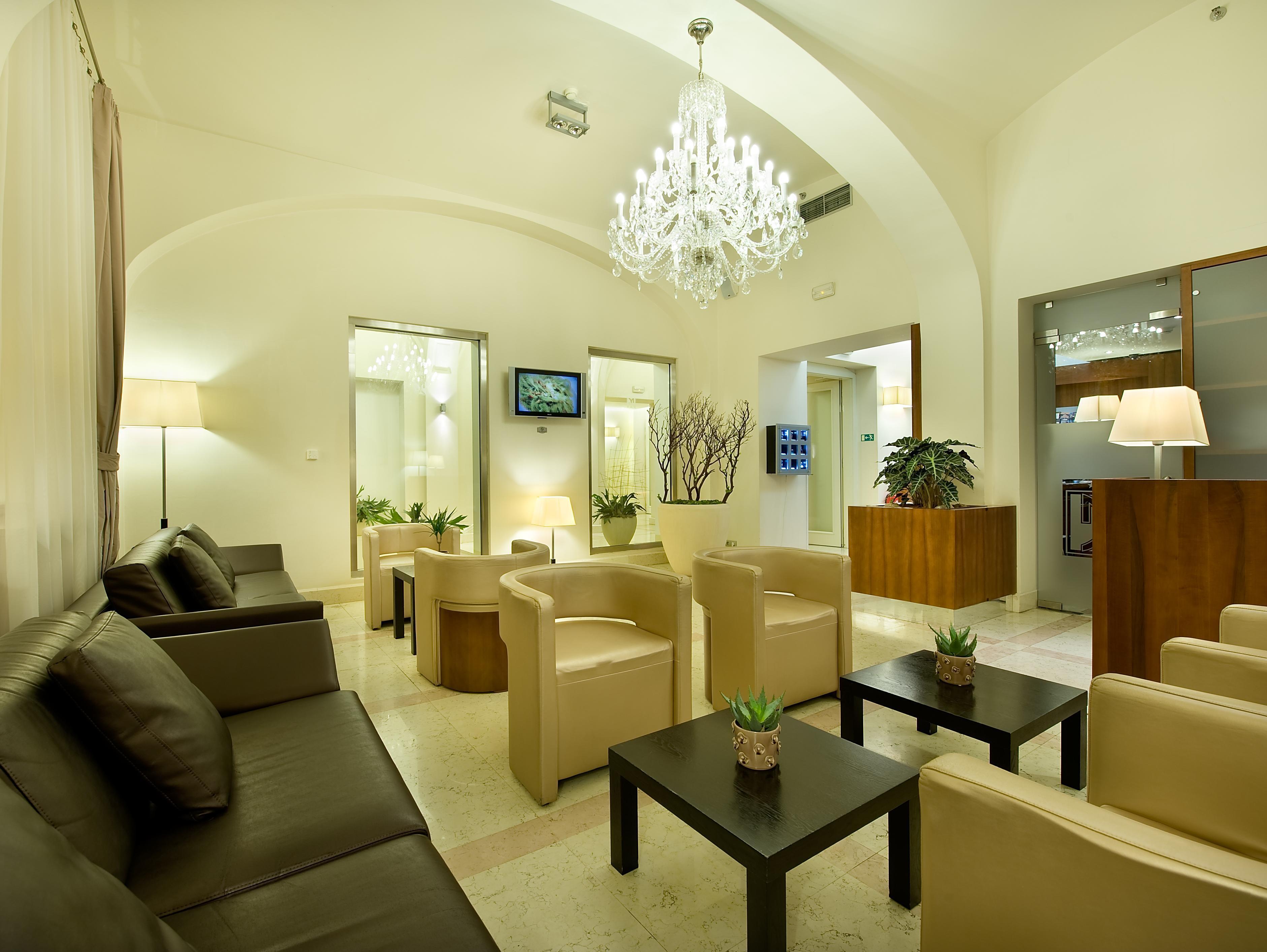 Hotel Maestro By Adrez Praag Buitenkant foto