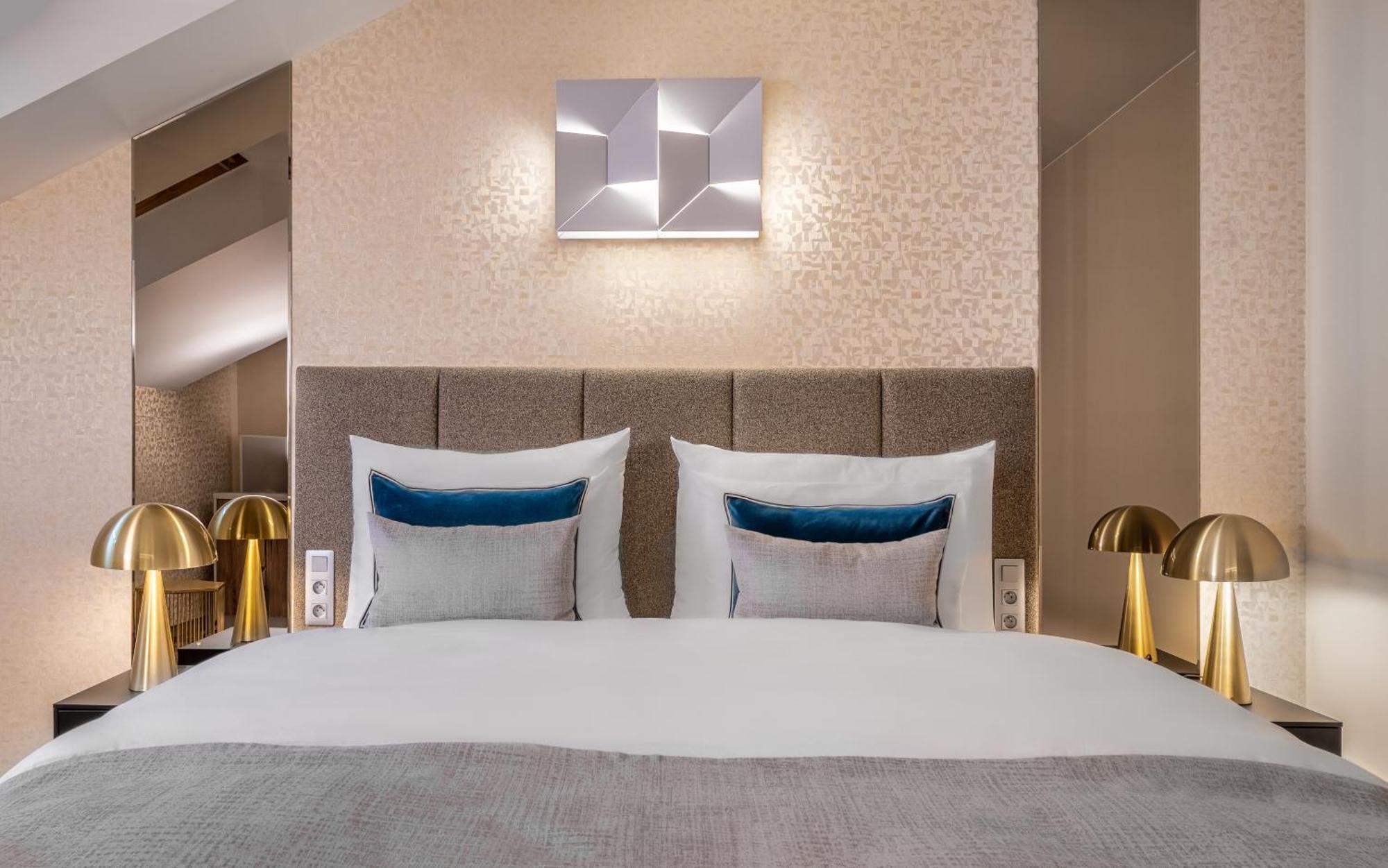 Hotel Maestro By Adrez Praag Kamer foto