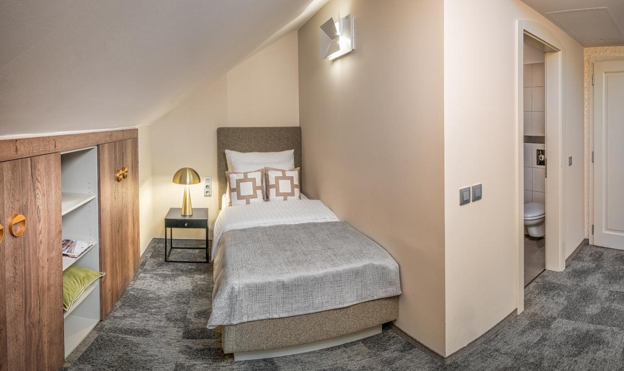 Hotel Maestro By Adrez Praag Kamer foto